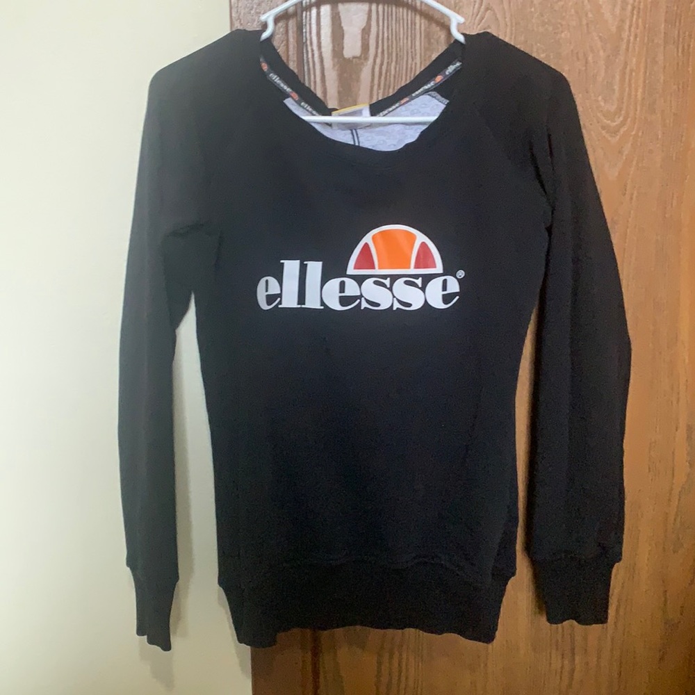 Ellesse black sweater